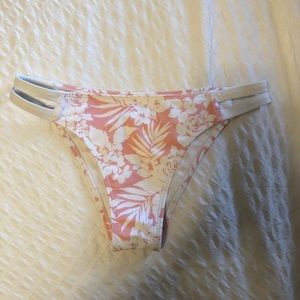 Abercrombie bikini bottoms! (M)